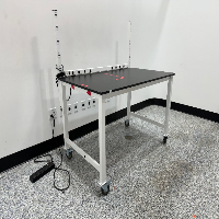 Genie 5' Portable Lab Table image 0